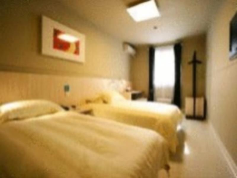 Jinjiang Inn Guangzhou Sanyuanli Avenue Heyi Street Екстер'єр фото